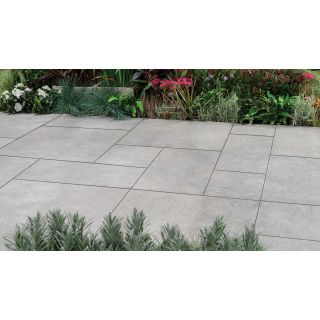Bradstone Vitrified Arenaria Light Grey Porcelain Paving - 18.36m² Project Pack